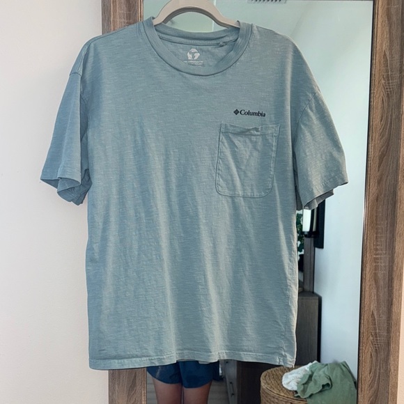 Men’s Columbia tee - Picture 1 of 4